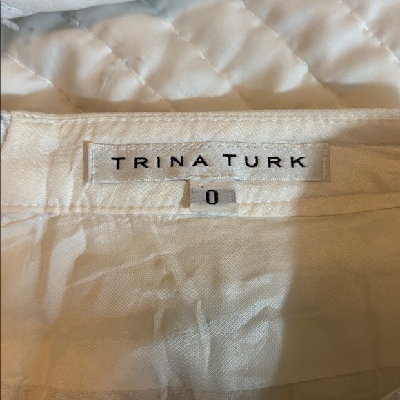 Trina Turk High Waist Cream Shorts - Picture 5 of 6